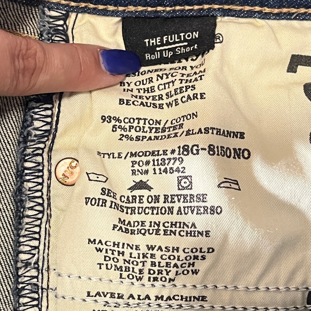 BLANKnyc Fulton Roll Up Short Blue Distressed Denim Sz 30 - Picture 8 of 8